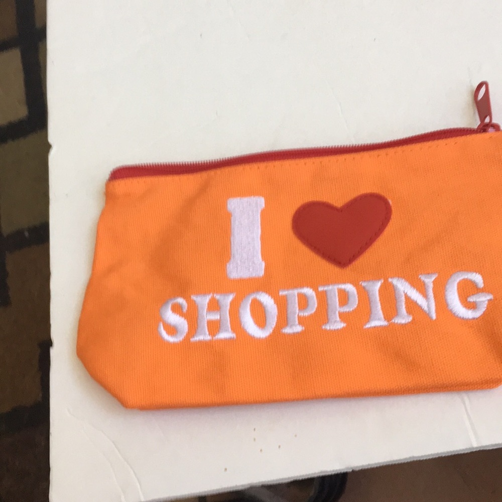 Ladies zip top shopping pouch